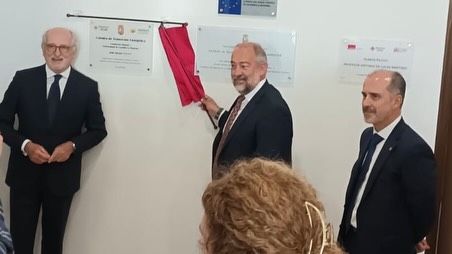 EN EL ITQUIMA  SE DESCUBRE LA PLACA CATEDRA DE TRANSICION ENERGETICA FUNDACION REPSOL UCLM