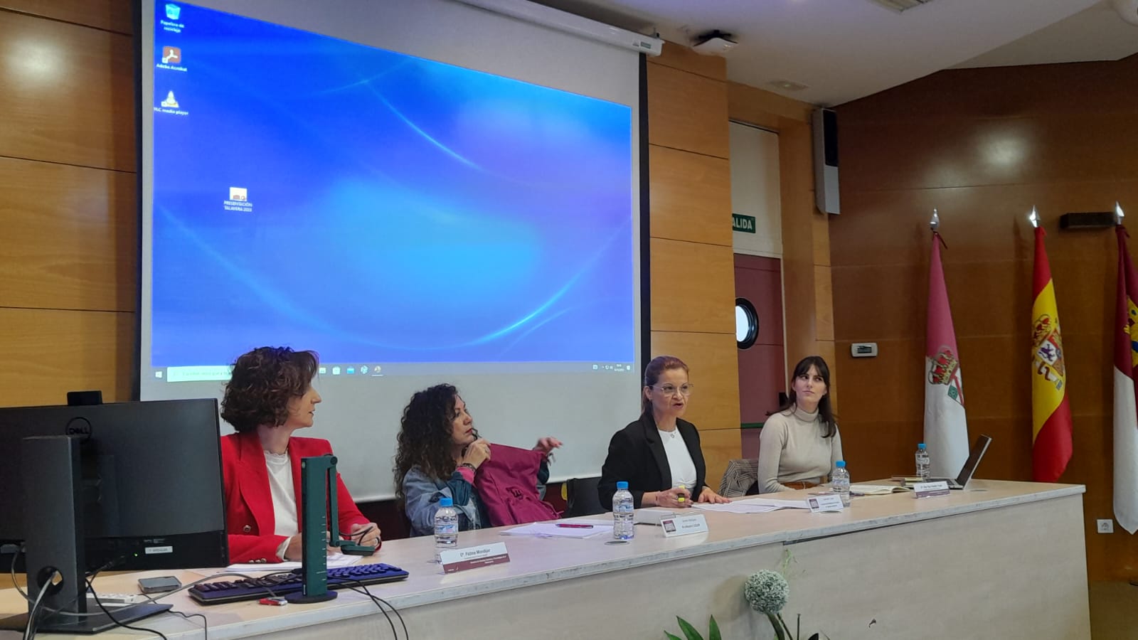 Foto charla Noviembre Feminista