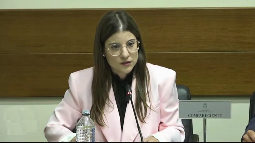 Azahara Cañedo defiende su plan estratégico